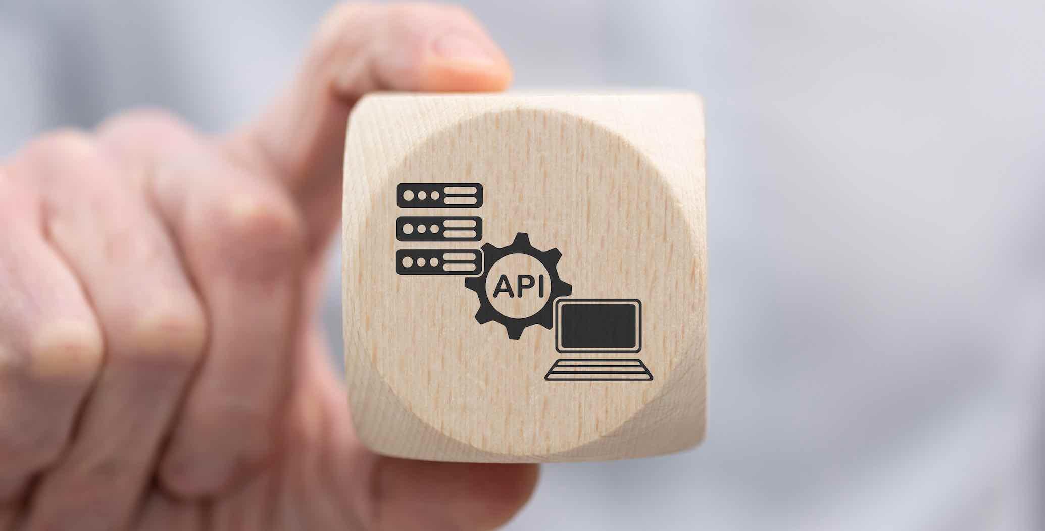 API och hand foto Adobe Stock