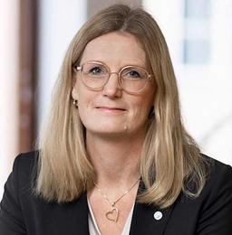 Emma Gretzer, Formas