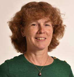 Porträttbild på Kristina Groth