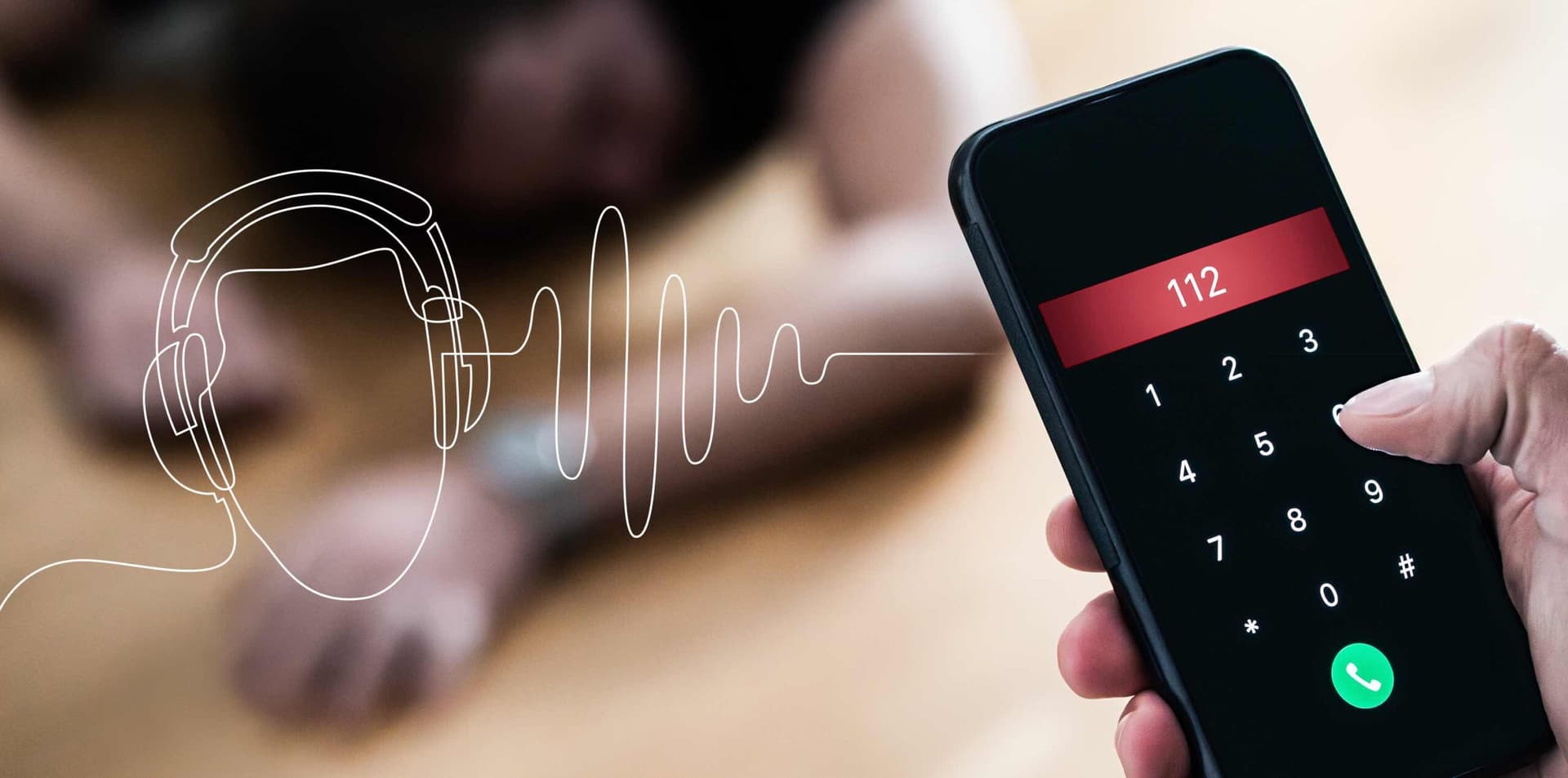 Bild på hand som ringer 112 på en mobil.